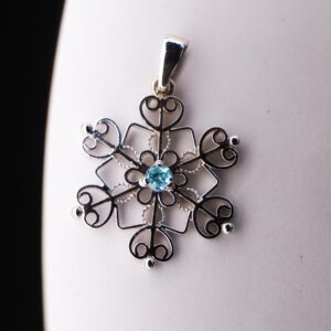 pendentif filigrane pierre bleue